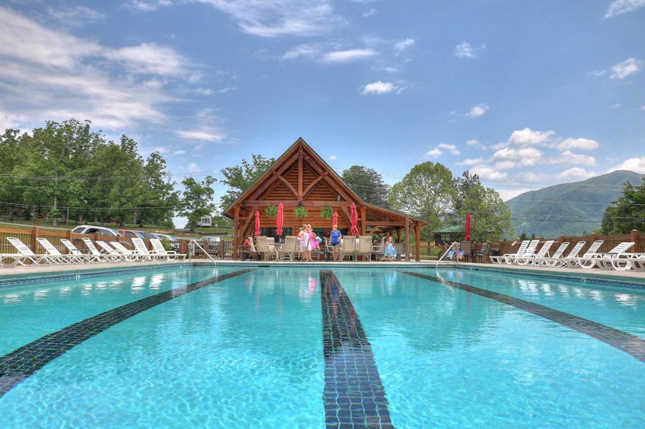 Mountain Dreams Cabin Hot Tub, Sauna And Views! Sevierville Extérieur photo