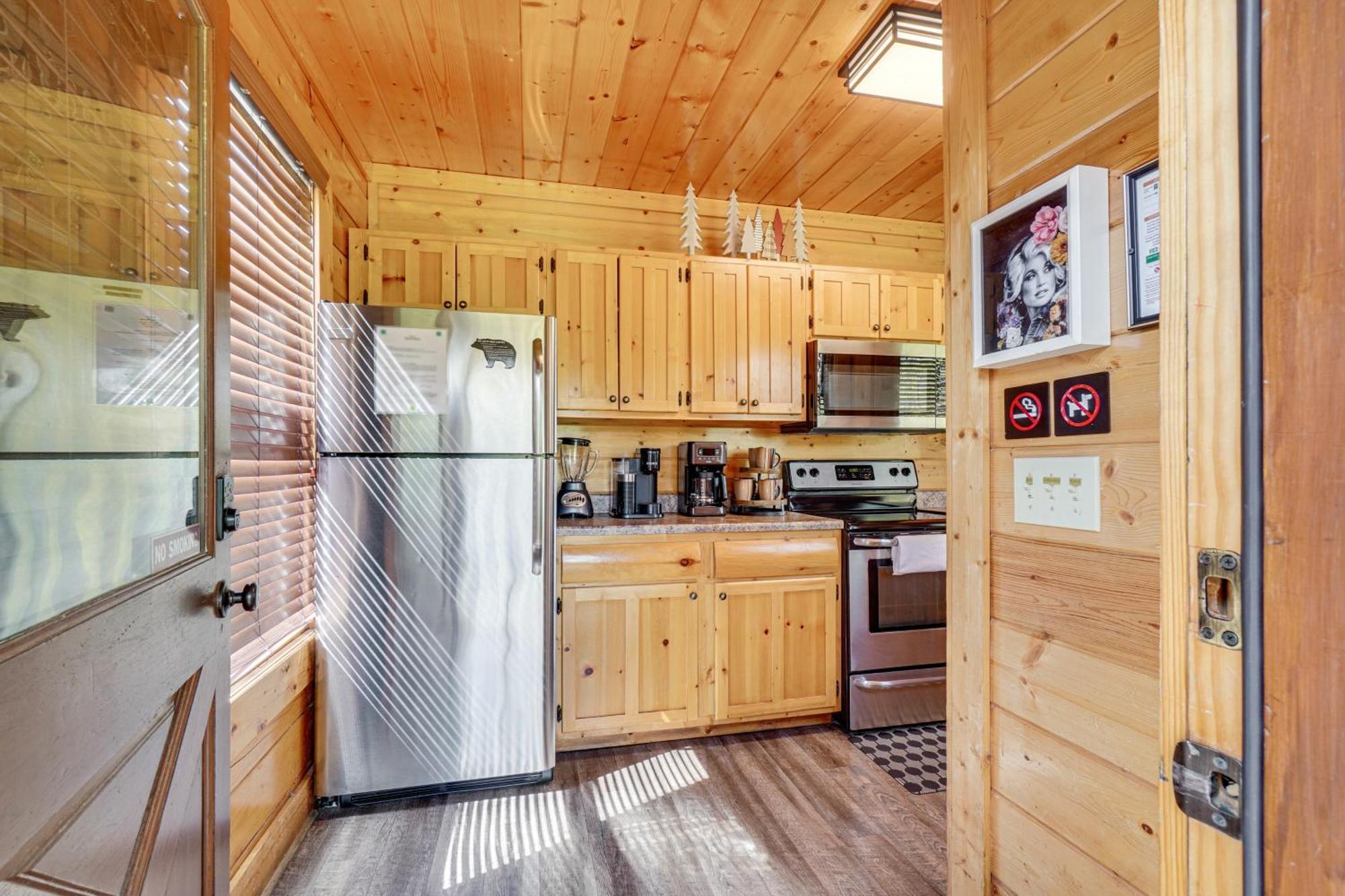 Mountain Dreams Cabin Hot Tub, Sauna And Views! Sevierville Extérieur photo